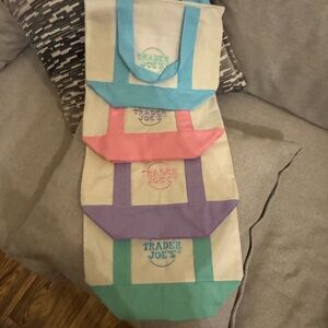 Trader Joe's Reusable Tote Bags Set